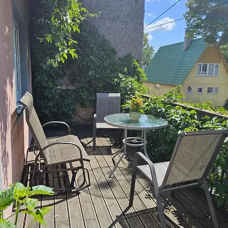 דירה Spacious With Balcony!