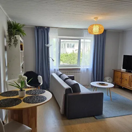 דירה Spacious With Balcony! *
