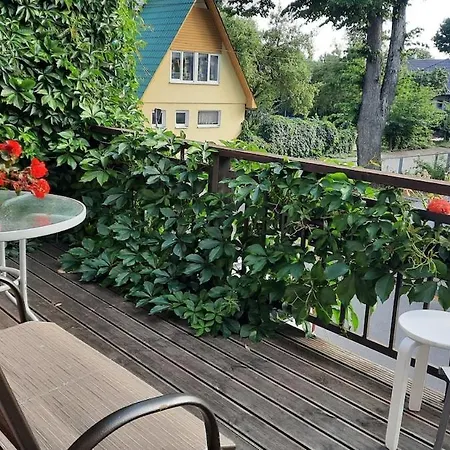 Spacious With Balcony! Παρνού